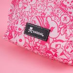 Cosmetiquera-colecci-n-tokidoki-media-luna-multiprint-rosa-Tokidoki-3-25294