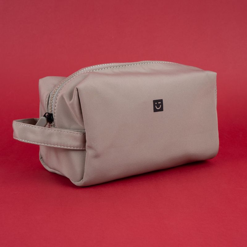 Cosmetiquera-miniso-unisex-serie-sport-verde-Miniso-7-25320
