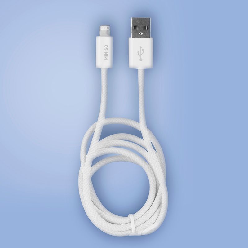 Cable-de-carga-tejido-master-series-8-pin-blanco-Miniso-2-25379