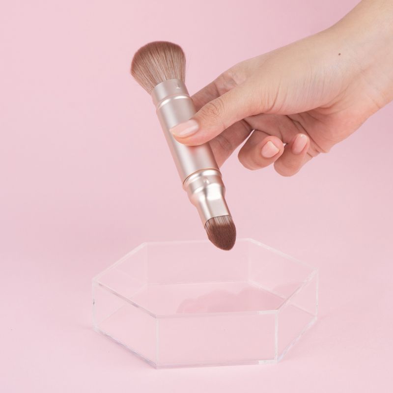 Brocha-de-maquillaje-retr-ctil-de-doble-punta-dorado-Miniso-2-25667