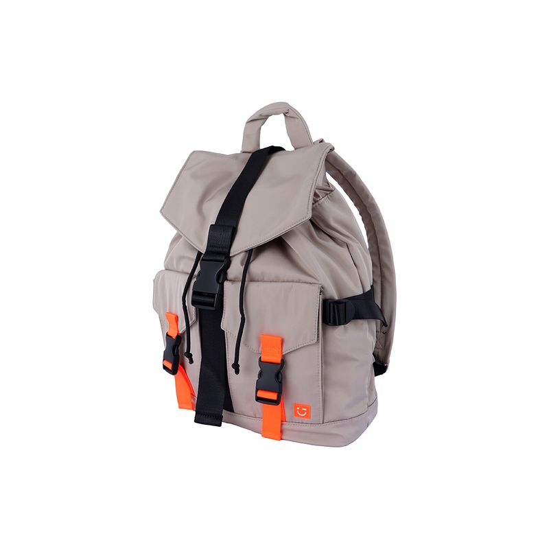 Mochila-de-moda-miniso-serie-camping-khaki-grande-41cm-x-39cm-Miniso-1-25178