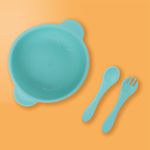 Taz-n-de-silicona-de-color-solido-con-cuchara-y-folk-verde-Miniso-2-25732
