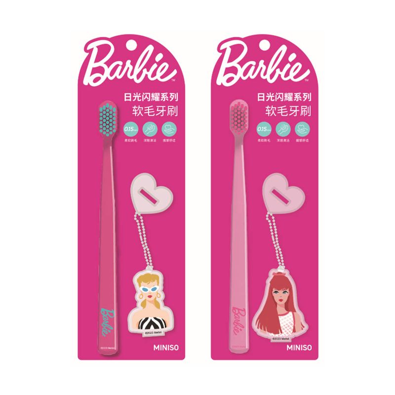 Cepillo-de-dientes-de-cerdas-suaves-serie-barbie-Barbie-1-25126