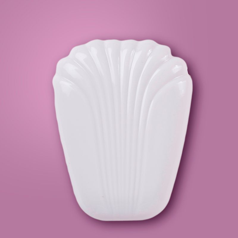 Caja-de-almacenamiento-con-forma-de-concha-juego-de-brochas-de-maquillaje-con-espejo-blanco-Miniso-2-25578