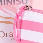 Cosmetiquera-miniso-forma-trapecio-serie-rayas-rosa-Miniso-3-25871