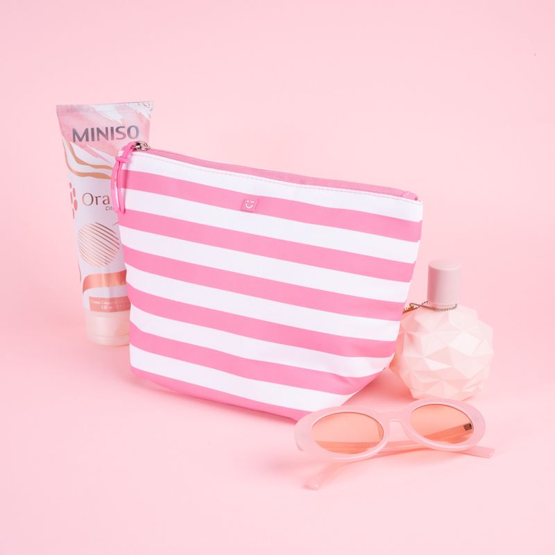 Cosmetiquera-miniso-forma-trapecio-serie-rayas-rosa-Miniso-7-25871