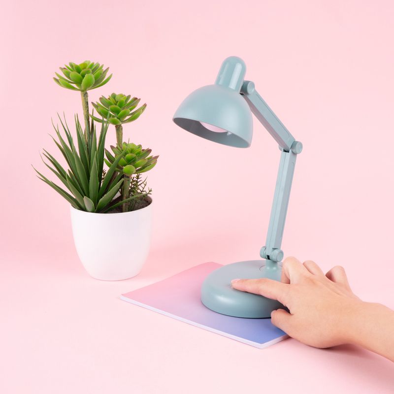 L-mpara-de-escritorio-plegable-recargable-mod-sctd-0630-verde-Miniso-2-25904