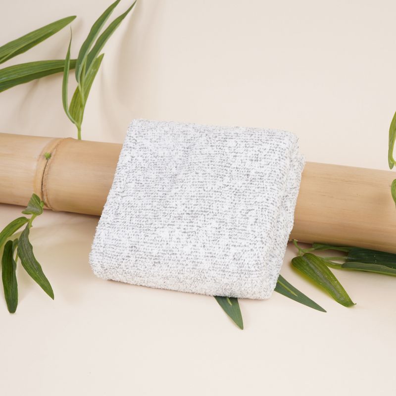 Toalla-para-cabello-material-ecol-gico-carb-n-de-bamb-gris-Miniso-3-25944