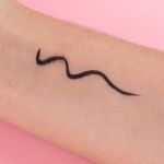 L-piz-delineador-de-ojos-l-quido-minimalist-serie-01-black-Minimalist-2-26195