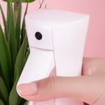 Botella-pulverizadora-grande-de-200-ml-blanca-Miniso-5-26229