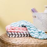 Toalla-para-manos-de-terciopelo-doble-cara-patr-n-de-ondas-colores-mixtos-3pzs-Miniso-2-3958