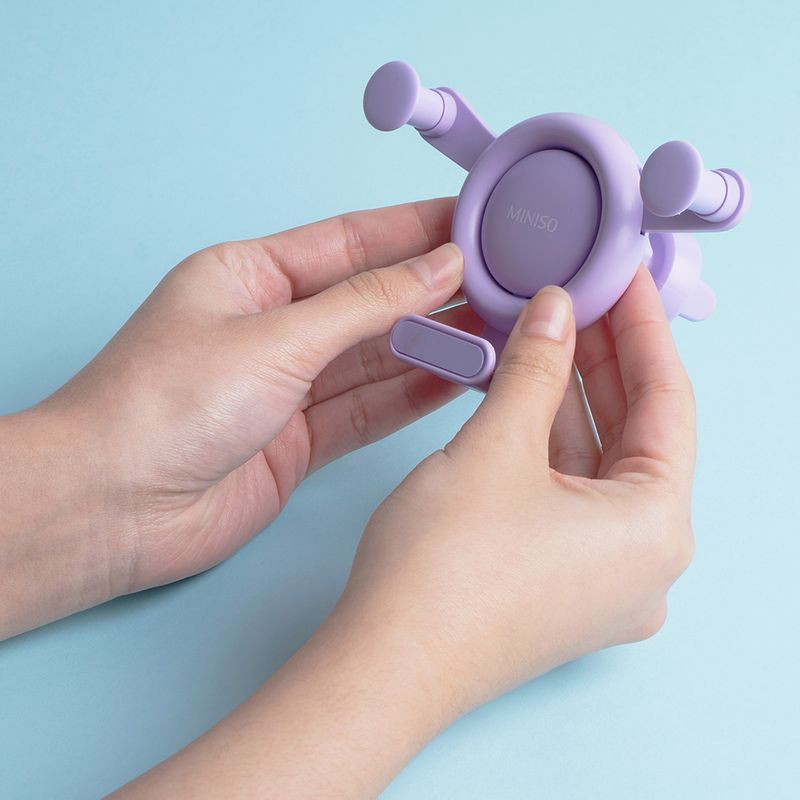 Soporte-de-coche-master-series-morado-Miniso-2-25555