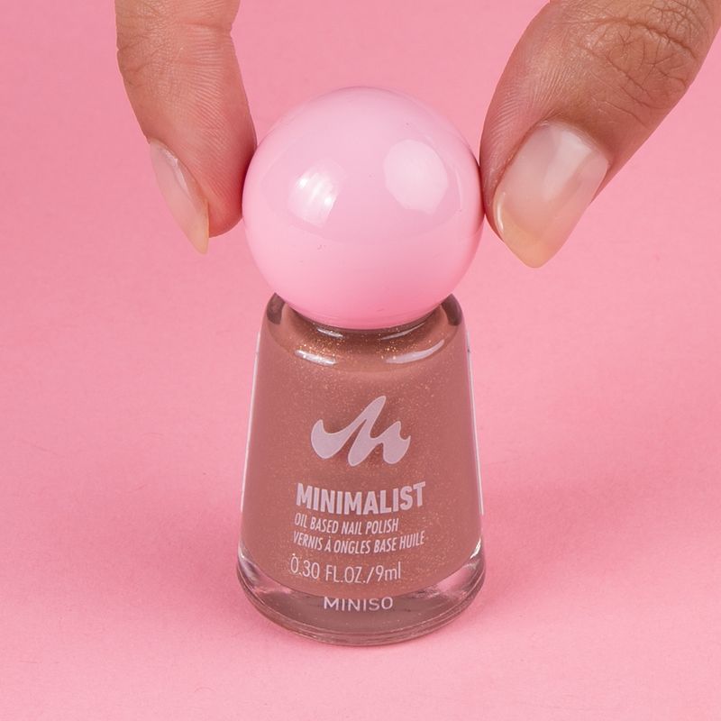 Esmalte-de-u-as-a-base-de-aceite-minimalist-series-10-Minimalist-2-26555