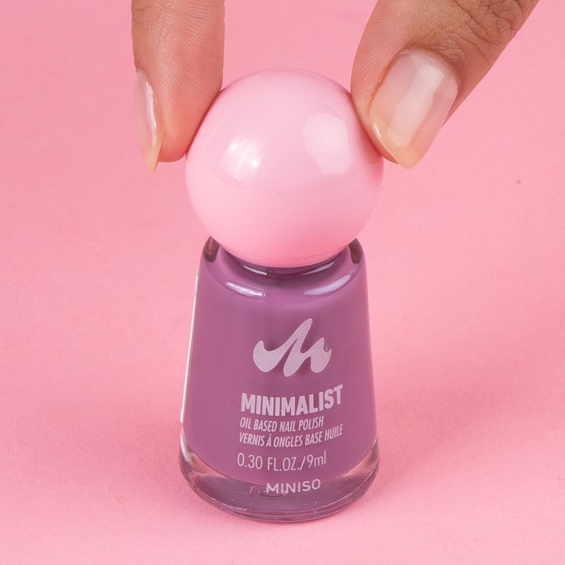 Esmalte-de-u-as-a-base-de-aceite-minimalist-series-27-Minimalist-2-26556