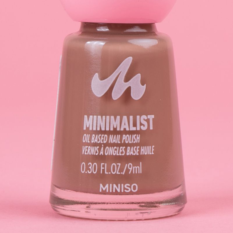 Esmalte-de-u-as-a-base-de-aceite-minimalist-series-29-Minimalist-3-26558