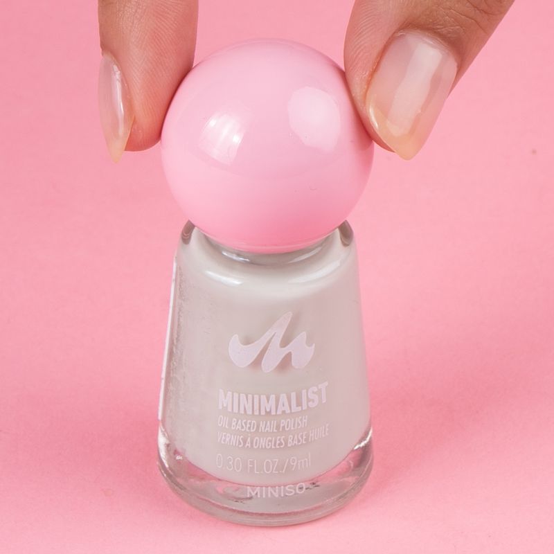 Esmalte-de-u-as-a-base-de-aceite-minimalist-series-21-Minimalist-2-26560