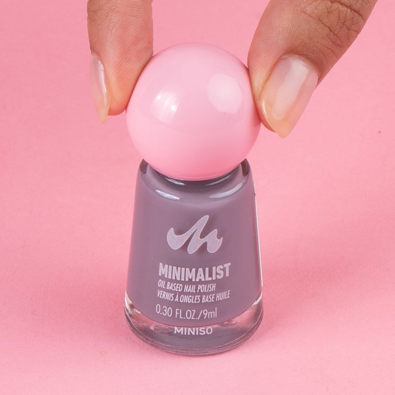 Esmalte-de-u-as-a-base-de-aceite-minimalist-series-25-Minimalist-2-26570