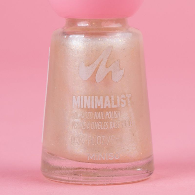 Esmalte-de-u-as-a-base-de-aceite-minimalist-series-06-Minimalist-3-26573