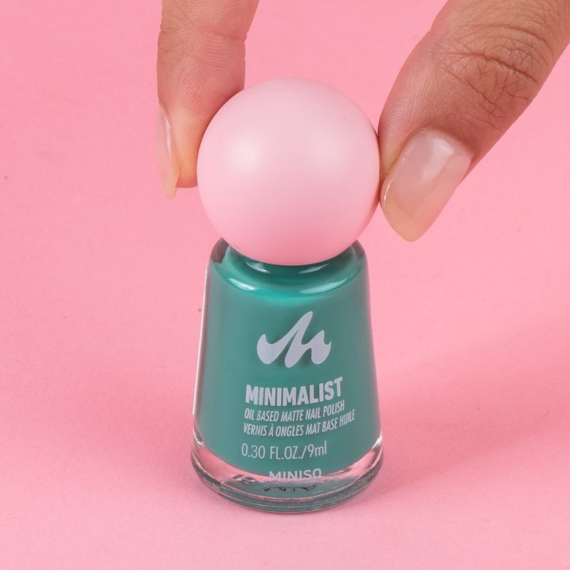 Esmalte-de-u-as-a-base-de-aceite-matte-minimalist-series-m16-Minimalist-2-26587