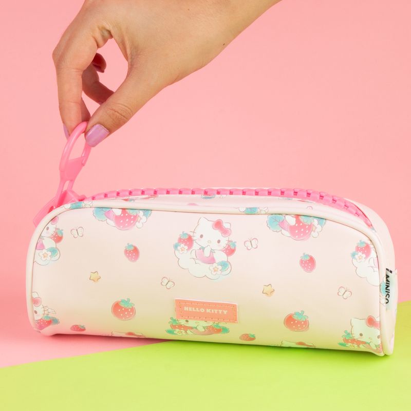 Cartuchera-big-zipper-strawberry-hello-kitty-21cm-serie-sanrio-Sanrio-2-26357