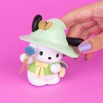 Blindbox-con-figura-personajes-sanrio-academia-de-magia-Sanrio-2-26365