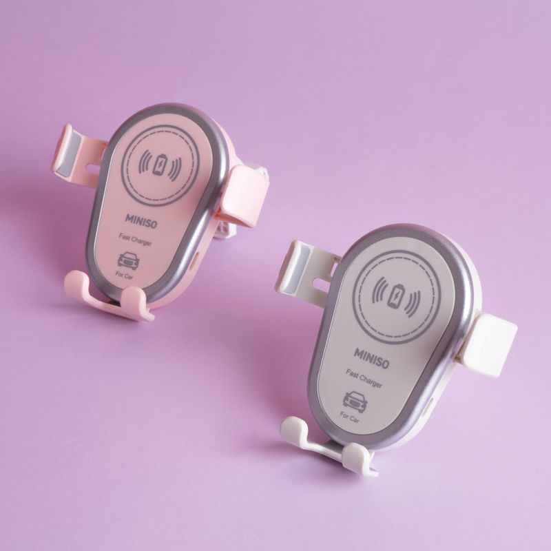 Soporte-de-coche-para-celular-con-cargador-rosa-Miniso-3-26439