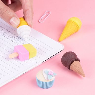 Borrador 3d collection delicioso postre a 2 modelos surtidos serie miniso -  Miniso