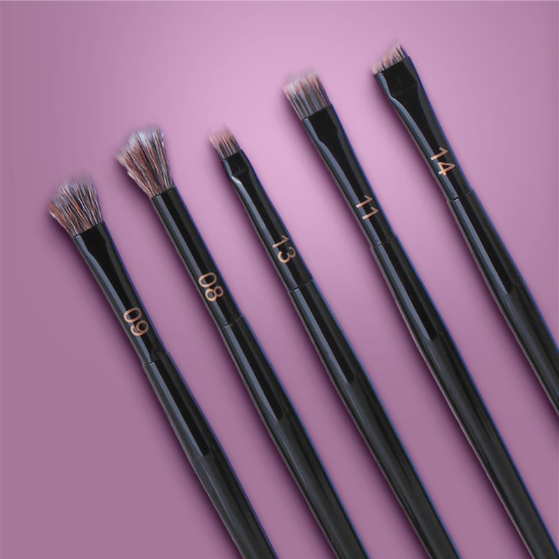 Set-de-brochas-de-maquillaje-5-piezas-con-bolsa-de-almacenamiento-serie-black-gold-Miniso-2-26867