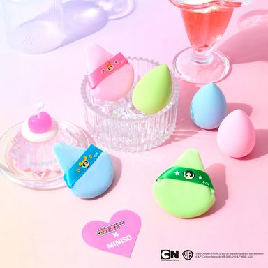 Set de esponja de maquillaje y puff bellota -  Las Chicas Superpoderosas