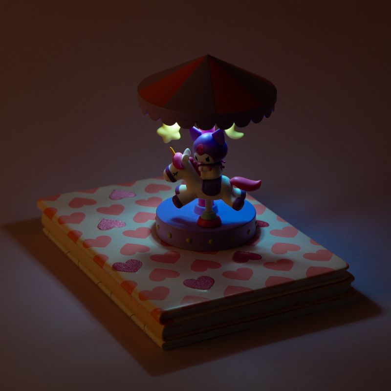 L-mpara-de-noche-led-carousel-kuromi-Sanrio-2-25556