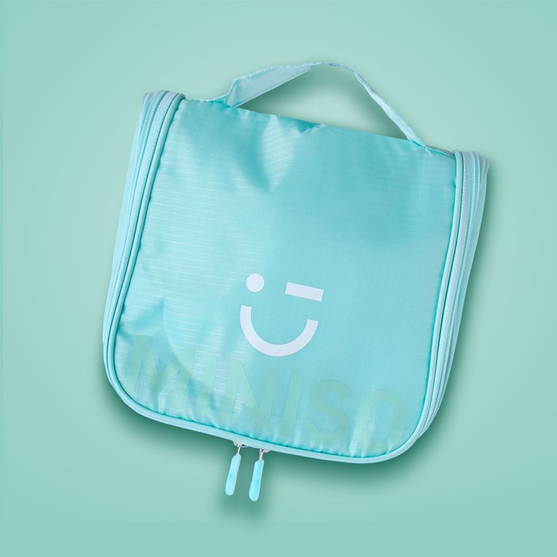 Neceser-de-viaje-minigo-neceser-smiley-face-con-gancho-verde-Miniso-2-27525