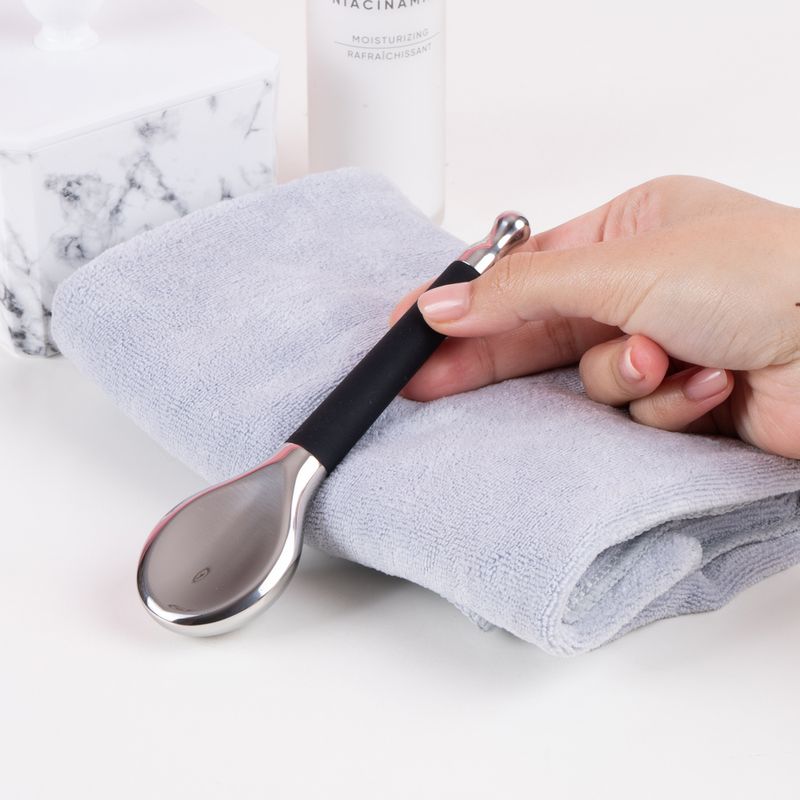 Masajeador-refrescante-para-ojos-Miniso-2-25630