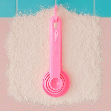 Juego de cucharas medidoras de la serie mis pastelitos 5 piezas rosa -  Mis Pastelitos