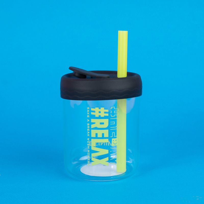 Vaso-de-vidrio-alto-con-tapa-de-silicona-350-ml-negro-Miniso-3-27261