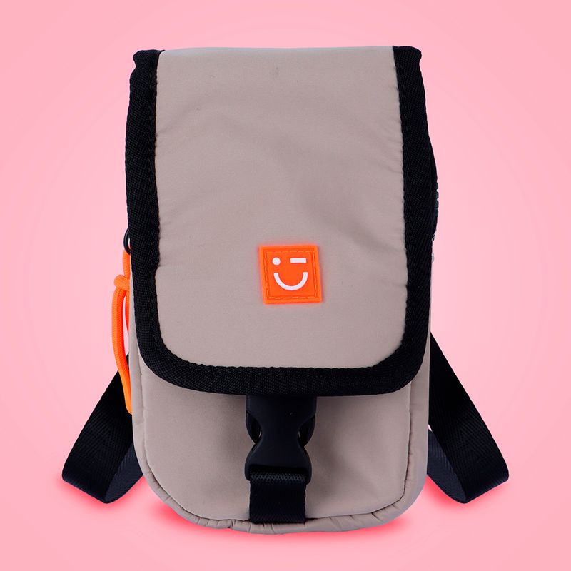 Bolso-porta-celular-miniso-serie-camping-khaki-Miniso-2-27295
