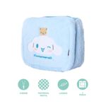 Neceser-de-viaje-grande-de-peluche-con-personajes-de-sanrio-cinnamoroll-Sanrio-3-27487