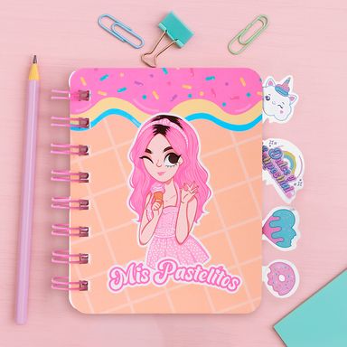 Libro encuadernado de alambre para marcapaginas 70 hojas 2 modelos surtidos serie mis pastelitos -  Mis Pastelitos