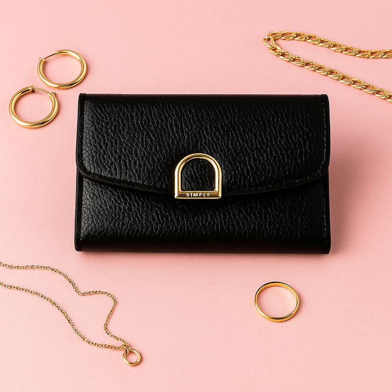 Cartera-para-mujer-miniso-hebilla-dorada-al-frente-negro-Miniso-2-28596