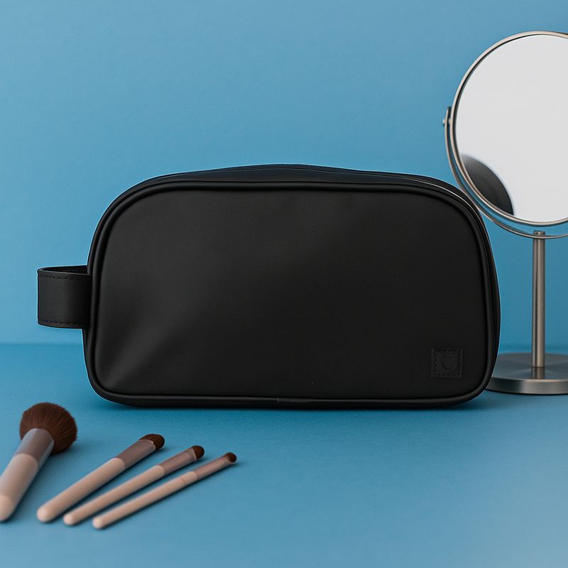 Cosmetiquera-basica-negra-Miniso-2-28694