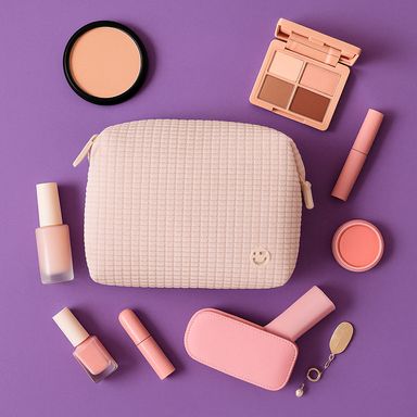Cosmetiquera tela textura cuadritos pequeños color beige -  Miniso