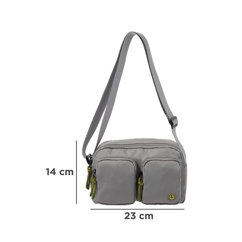 Bolso-crossbody-con-dos-bolsas-al-frente-gris-claro-Miniso-7-28795