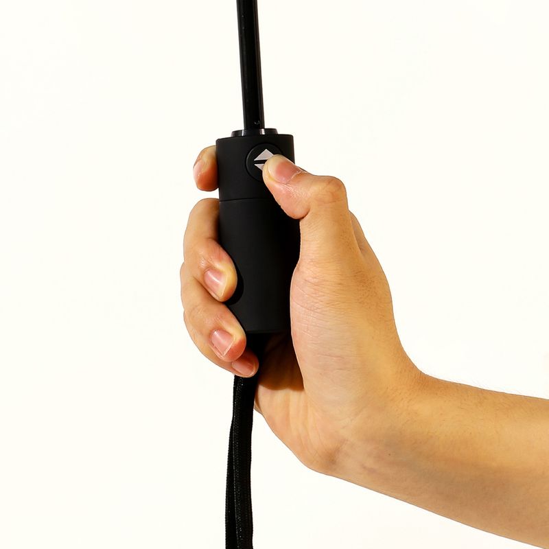 Paraguas-de-rayas-business-de-3-pliegues-negro-Miniso-5-14636
