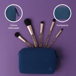 Cosmetiquera-tela-textura-cuadritos-peque-os-color-azul-marino-Miniso-5-28783