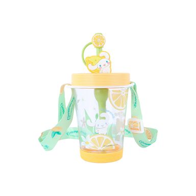 Tomatodo de plástico con correa de personajes de sanrio 535 ml cinnamoroll -  Sanrio