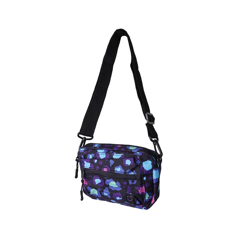 Bolso-crossbody-con-bolso-enfrente-negro-con-print-azul-Miniso-1-28961