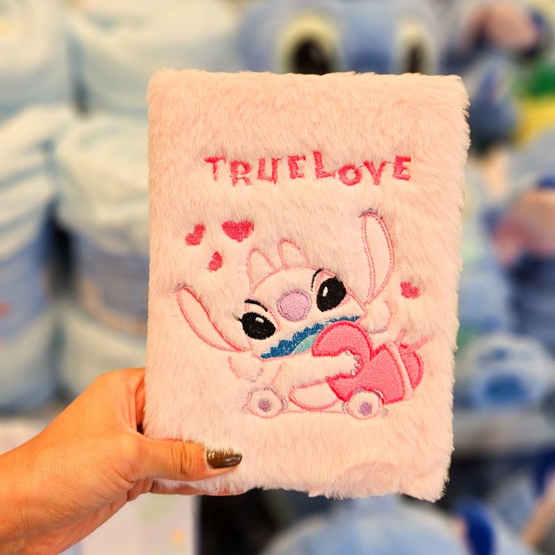 Cuaderno-a5-peluche-de-tapa-dura-con-orejas-3d-80-hojas-serie-lilo-stitch-disney-Lilo-Stitch-2-24909