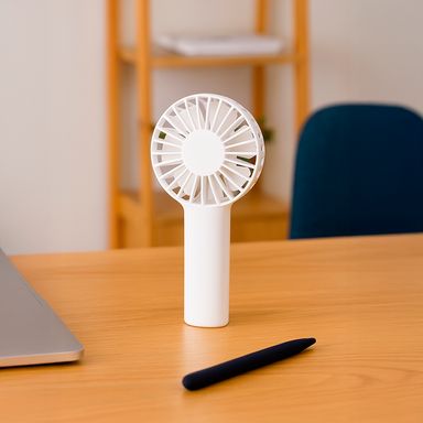 Ventilador de mano miniso 1200 mah serie candy blanco -  Miniso