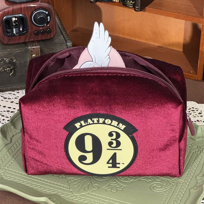 Cosmetiquera-colecci-n-harry-potter-plataforma-nueve-tres-cuartos-Harry-Potter-2-24569
