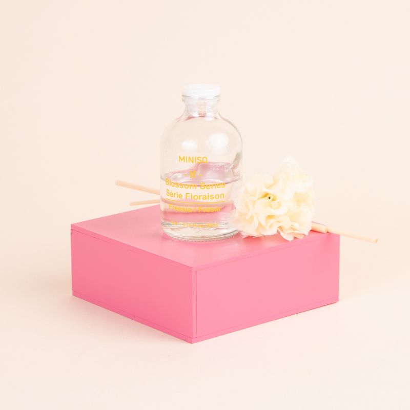 Difusor-de-aroma-miniso-serie-blossom-freesia-30-ml-Miniso-3-29287