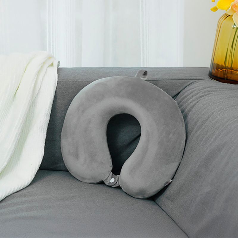 Almohada-para-viaje-memory-foam-gris-Miniso-5-298